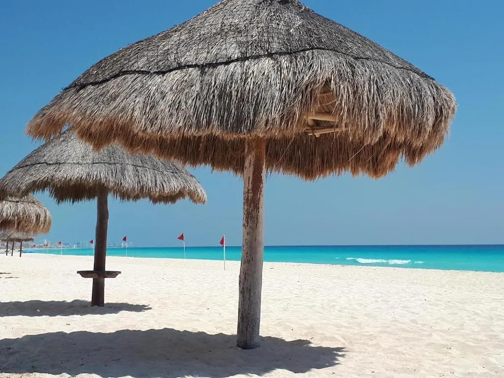Departamentos Al Lado Del Mar En Zona Hotelera Cancun Apartment