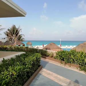 Confortable Depa En Frente Al Mar! Apartamento